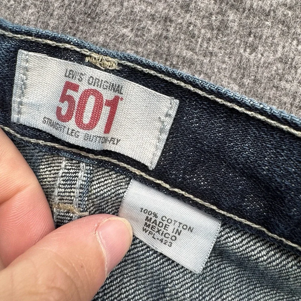Levi's 501XX Jeans Mens Sz 36x34 Fit 36x31 Button Fly Straight Distressed